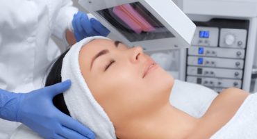 Curso de peeling químico contra distúrbios de pigmentação, incluindo curso de lâmpada Wood – Dispositivo de diagnóstico da pele.