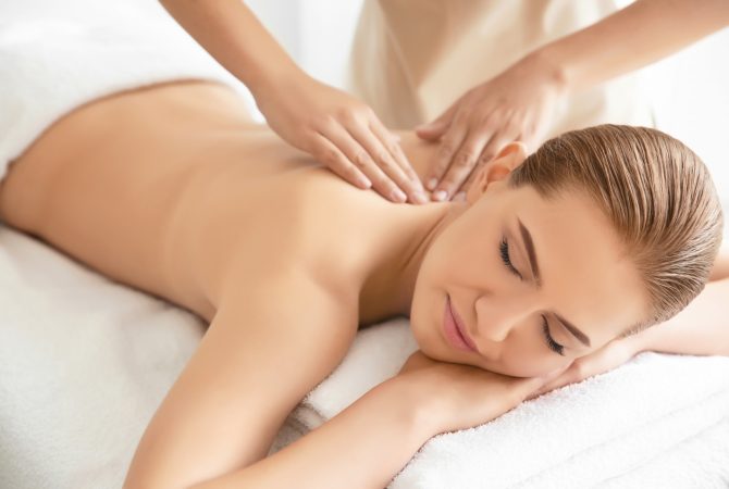 Diploma em Estética com Especialização em Massagem
